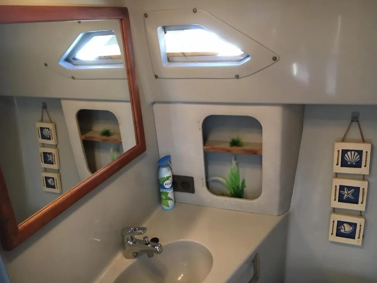 보트호텔 Location Bateau Hotel 앙티브